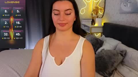 Jasmine online show from February 11, 10:59 am