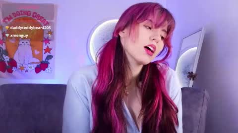 _yourcherrybomb online show from March 29, 5:29 am