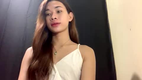 Snapshot of _yoursexwife_ chatting on March 17, 4:50 am sheng online show from March 17, 4:50 am