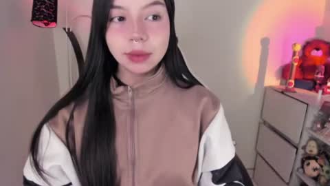 Snapshot of _zathara_ chatting on June 27, 6:46 pm _zathara_ online show from June 27, 6:46 pm
