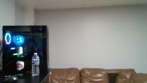 Snapshot of _zeus____ chatting on March 9, 11:14 pm Zeus online show from March 9, 11:14 pm