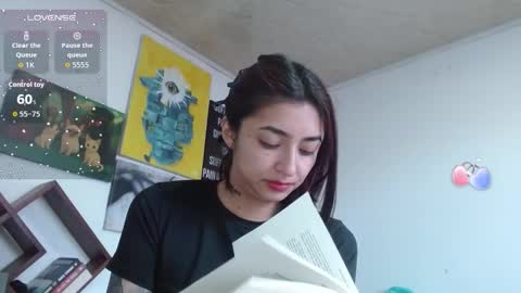 Snapshot of _zoebakers chatting on February 17, 4:46 pm Zoe online show from February 17, 4:46 pm