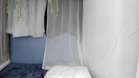 _zoecooper online show from March 18, 7:17 pm