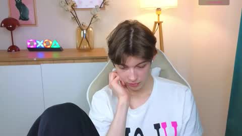 Denis online show from March 24, 2:00 pm