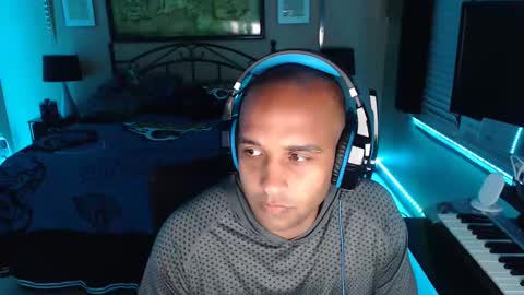 a4orce online show from February 24, 12:09 am