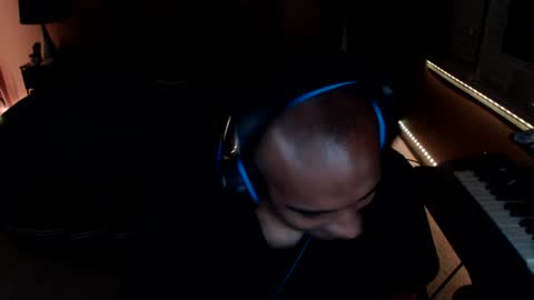 a4orce online show from June 26, 1:54 am