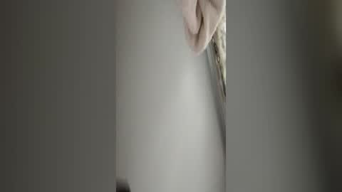 Snapshot of a6909 chatting on June 14, 7:49 pm Bree Anna online show from June 14, 7:49 pm