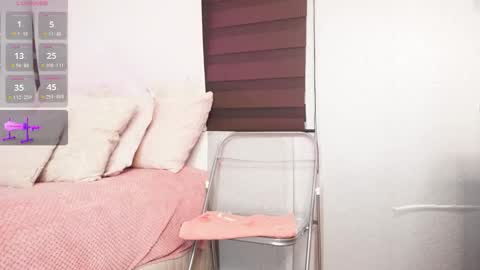 Snapshot of a__vanellopecute chatting on October 2, 9:05 am Alexandra online show from October 2, 9:05 am