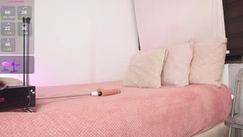 Snapshot of a__vanellopecute chatting on October 4, 9:18 am Alexandra online show from October 4, 9:18 am