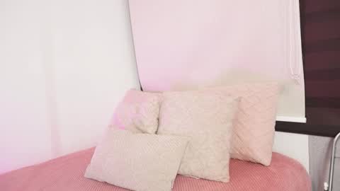 Snapshot of a__vanellopecute chatting on October 29, 9:11 am Alexandra online show from October 29, 9:11 am