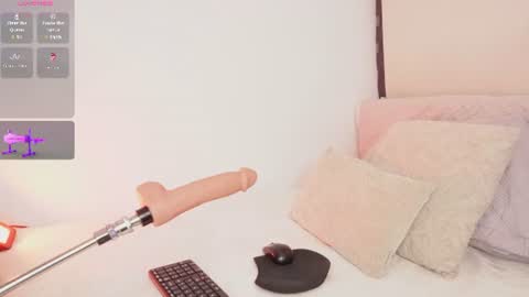 Snapshot of a__vanellopecute chatting on June 11, 8:45 am Alexandra online show from June 11, 8:45 am