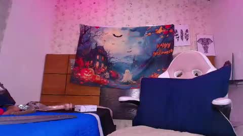 Aisha online show from October 13, 12:05 pm