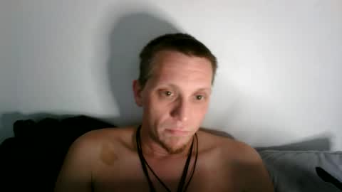 Snapshot of a_bored_dragon chatting on November 27, 9:06 pm A Bored Dragon online show from November 27, 9:06 pm