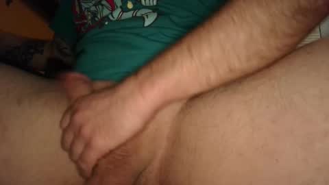 Snapshot of a_dickens_cider chatting on October 31, 3:18 am dickens cider online show from October 31, 3:18 am