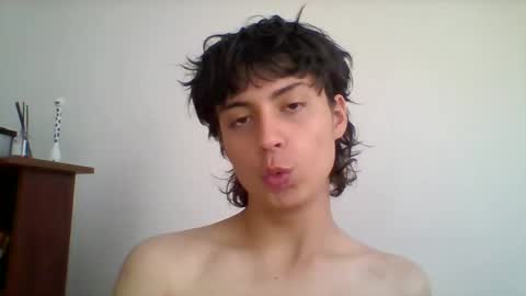 a littlee bear online show from December 2, 12:18 pm