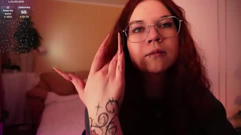 Snapshot of a_lot_of_bunny chatting on March 18, 9:45 am a_lot_of_bunny online show from March 18, 9:45 am