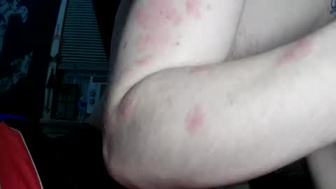 Snapshot of a_twinkie chatting on October 20, 1:17 am Chris online show from October 20, 1:17 am