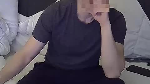 Snapshot of aaaguyyy chatting on March 27, 12:05 pm aaaguyyy online show from March 27, 12:05 pm