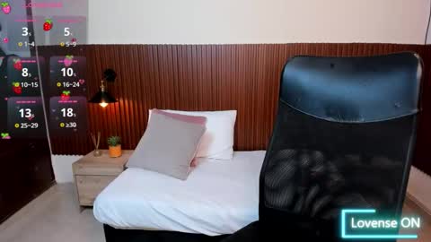 Abby Lee  online show from September 28, 7:19 pm