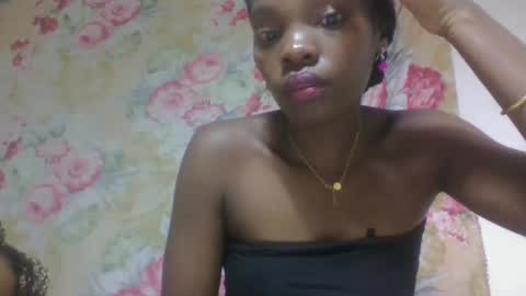 Snapshot of aadienne chatting on March 27, 9:03 pm aadienne online show from March 27, 9:03 pm