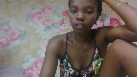 Snapshot of aadienne chatting on March 28, 9:09 am aadienne online show from March 28, 9:09 am