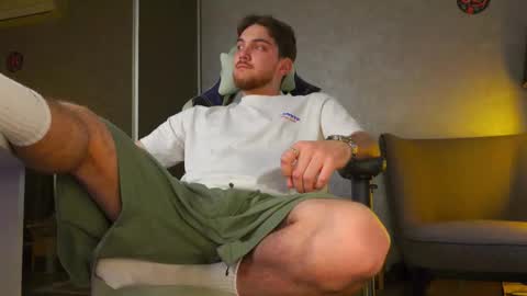 Alex online show from October 25, 7:38 am