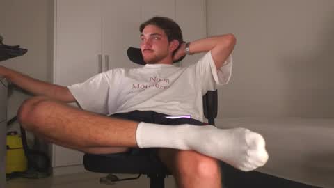 Alex online show from February 5, 2:05 am