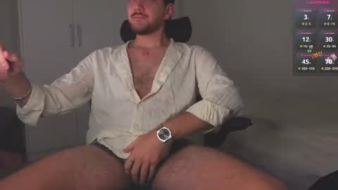 Snapshot of aalexxxxxx chatting on June 19, 3:11 am Alex online show from June 19, 3:11 am