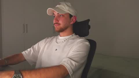 Snapshot of aalexxxxxx chatting on July 8, 2:38 am Alex online show from July 8, 2:38 am