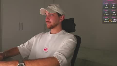 Snapshot of aalexxxxxx chatting on July 10, 2:49 am Alex online show from July 10, 2:49 am