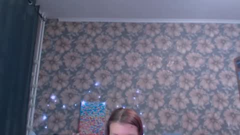 Snapshot of aalicebubble chatting on March 17, 2:42 pm Alice online show from March 17, 2:42 pm