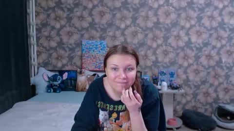 Snapshot of aalicebubble chatting on March 24, 4:23 pm Alice online show from March 24, 4:23 pm