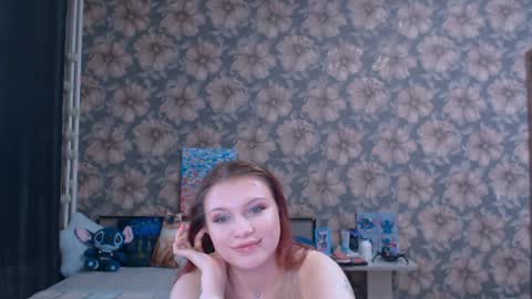 Snapshot of aalicebubble chatting on April 8, 2:11 am Alice online show from April 8, 2:11 am