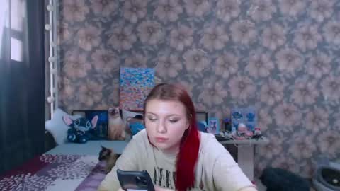 Snapshot of aalicebubble chatting on May 7, 1:44 am Alice online show from May 7, 1:44 am