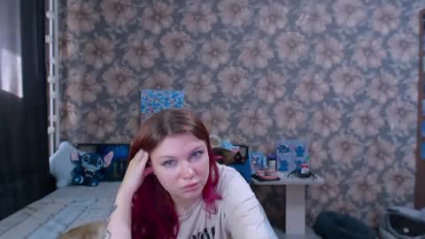 Snapshot of aalicebubble chatting on May 30, 2:30 am Alice online show from May 30, 2:30 am
