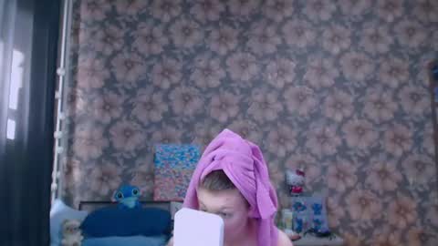 Alice online show from July 29, 1:59 am