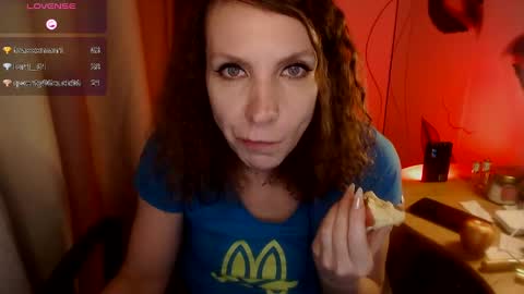 Katie online show from January 6, 4:04 am