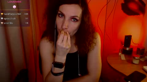 Katie online show from February 9, 3:56 pm