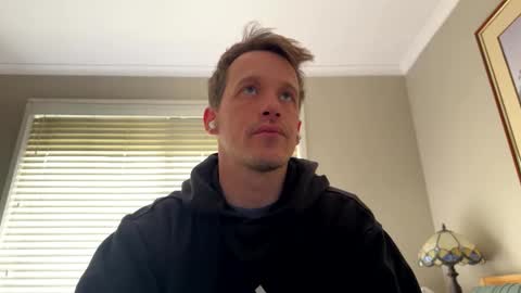 Kris online show from November 21, 8:51 pm