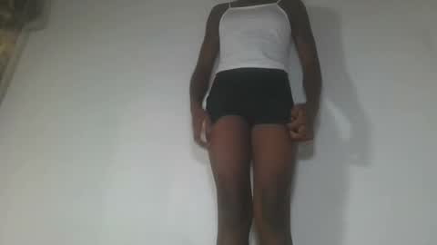 Snapshot of aangevelo chatting on November 2, 7:11 am aangevelo online show from November 2, 7:11 am