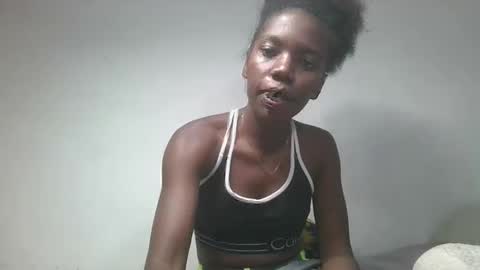 aangevelo online show from December 16, 1:27 pm