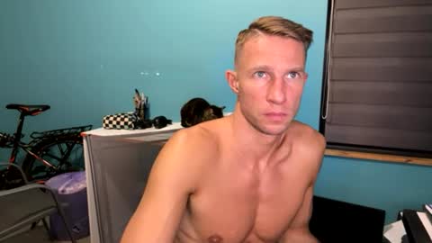 Snapshot of aann69 chatting on July 7, 8:46 pm aann69 online show from July 7, 8:46 pm