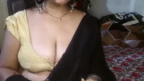 Snapshot of aaradhya_sexy_88 chatting on December 22, 11:33 am aaradhya_sexy_88 online show from December 22, 11:33 am