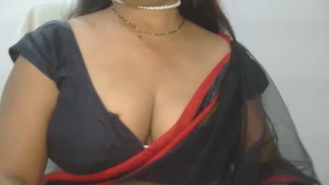 Snapshot of aaradhya_sexy_88 chatting on May 13, 9:06 am aaradhya_sexy_88 online show from May 13, 9:06 am