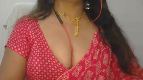 Snapshot of aaradhya_sexy_88 chatting on May 18, 9:04 am aaradhya_sexy_88 online show from May 18, 9:04 am
