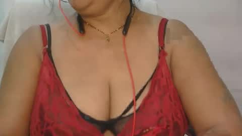 Snapshot of aaradhya_sexy_88 chatting on May 25, 9:04 am aaradhya_sexy_88 online show from May 25, 9:04 am