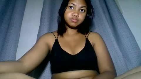 Snapshot of aariciah chatting on November 30, 11:09 pm aariciah online show from November 30, 11:09 pm