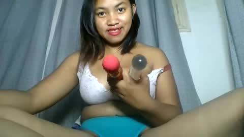Snapshot of aariciah chatting on February 28, 10:00 pm aariciah online show from February 28, 10:00 pm