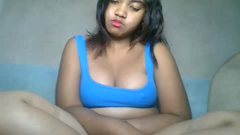 Snapshot of aariciah chatting on April 14, 7:03 am aariciah online show from April 14, 7:03 am