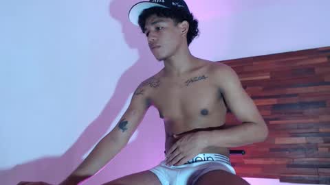 aarom online show from March 23, 5:39 pm